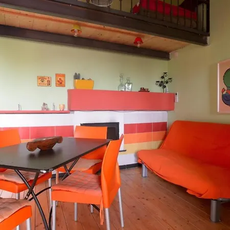 بيت للعطل House With One Bedroom In With Terrace And Wifi