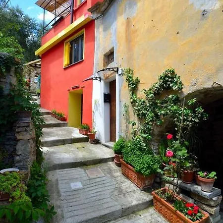 House With One Bedroom In With Terrace And Wifi Pianavia